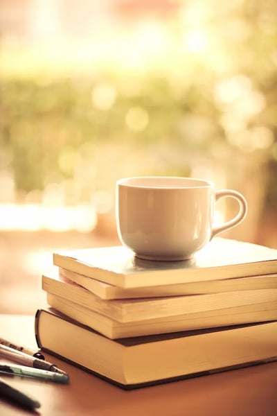 Libros y un café