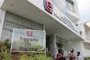 Sede Medicina Carrera 13 # 15N -46 - Edificio Anova